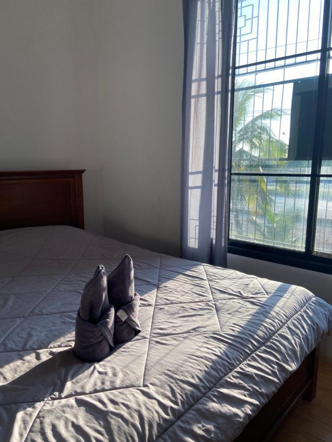 Express Urt Apartman Szuratthani Kültér fotó